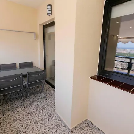 Flore Costa Adeje (Tenerife)