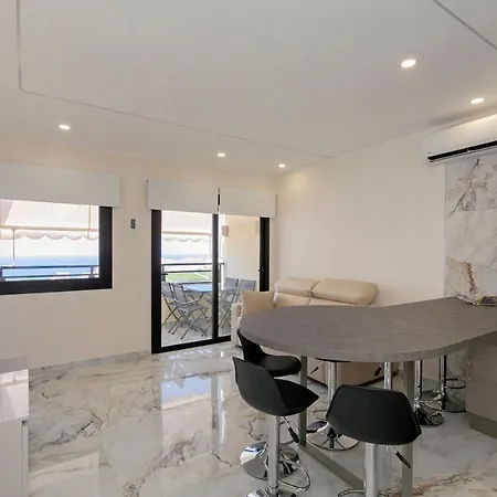 Apartman Flore *