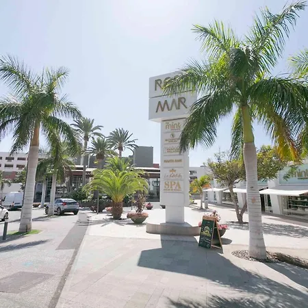 Flore 公寓 阿德耶